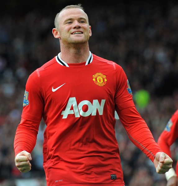 Rooney chói sáng trong đêm Old Trafford 28/8/2011.